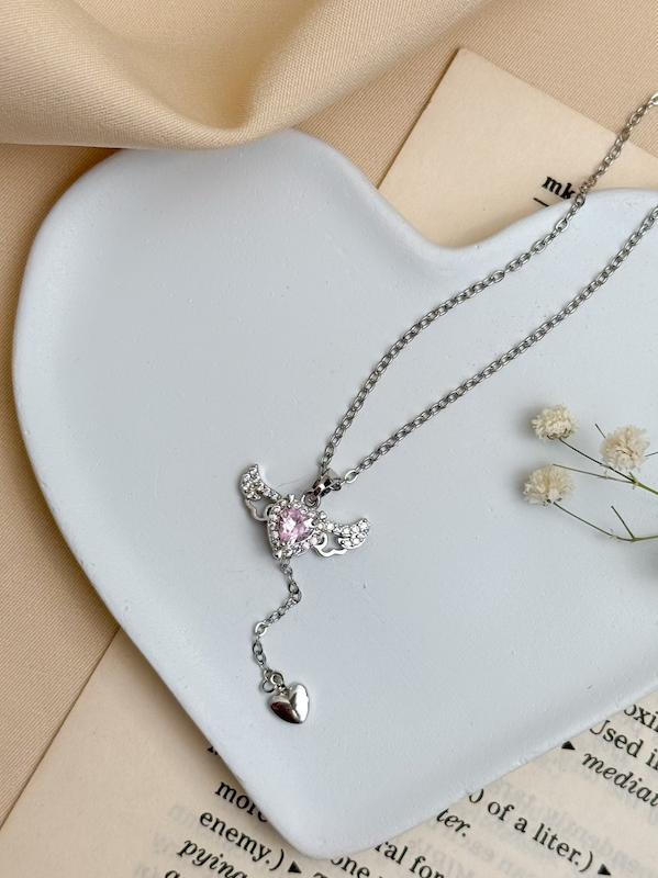 گردنبند جواهری قلب بالدار