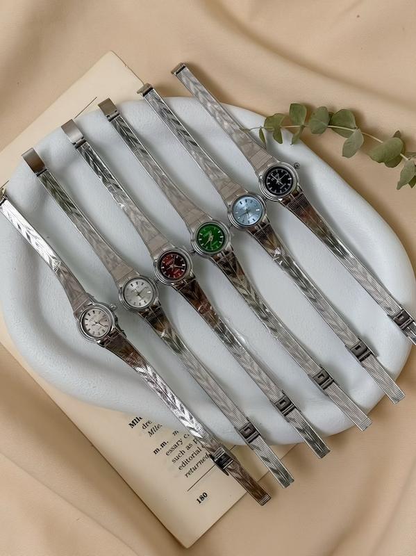 ساعت زنانه دستبندی فنسی گرد ( سری نقره ای ) fencci