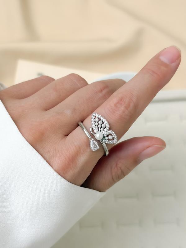 انگشتر زنانه پروانه و مروارید