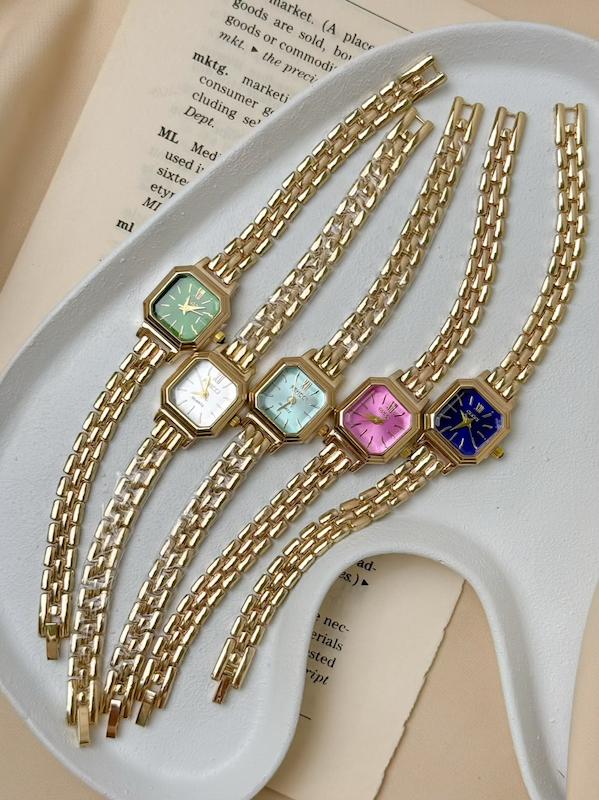 ساعت زنانه فنسی مربعی fencci ( سری طلایی )