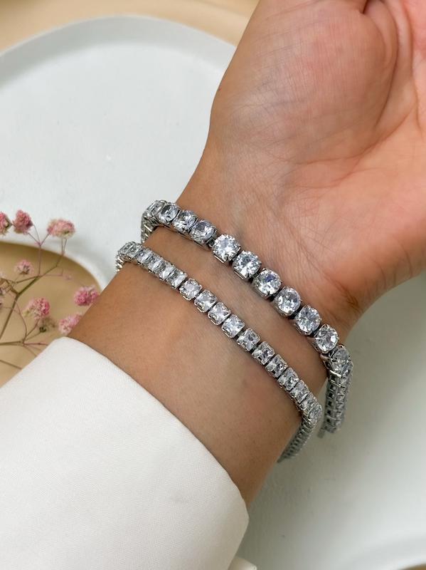 دستبند تنیسی نگین مربعی نقره ای 