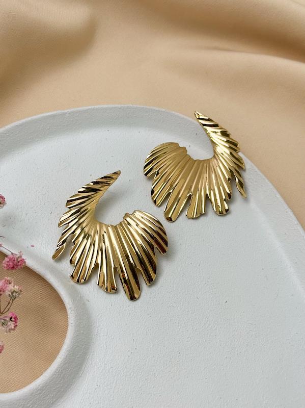 گوشواره میخی دفرمه 