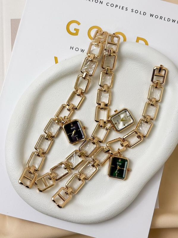 ساعت زنانه دستبندی آویز