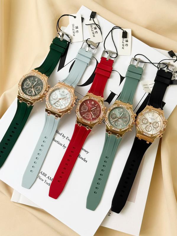 ساعت زنانه سیلیکونی بولون طرح سه موتور