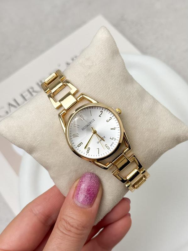 ساعت زنانه لورا hongrui 