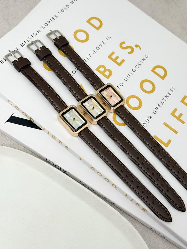 ساعت چرم فنسی قهوه ای تیره 