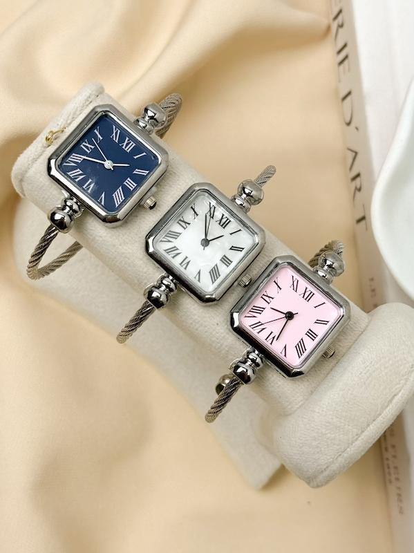 ساعت زنانه بنگلی مربعی ( سری نقره ای )