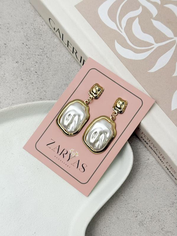 گوشواره صدفی مربعی دفرمه 