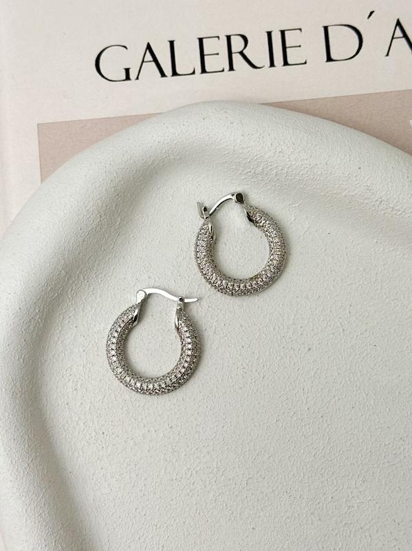 گوشواره جواهری حلقه ای