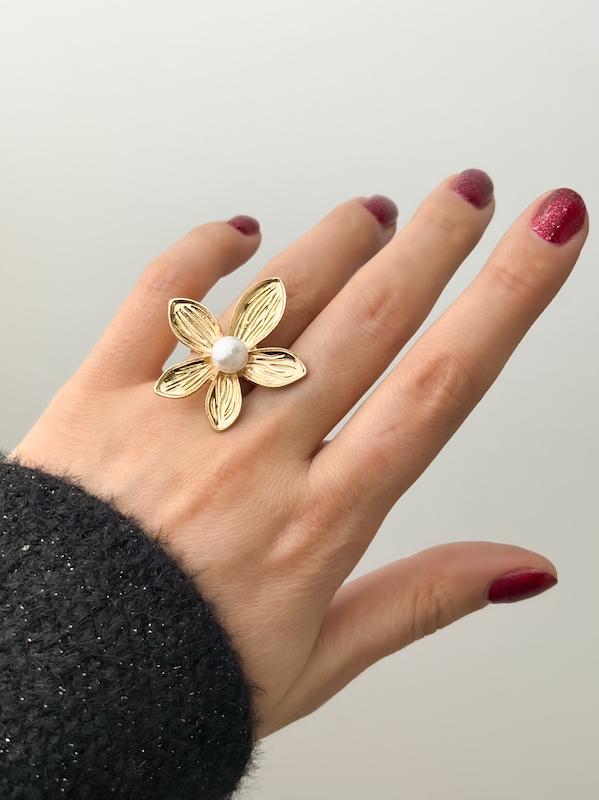 انگشتر زنانه گل و مروارید