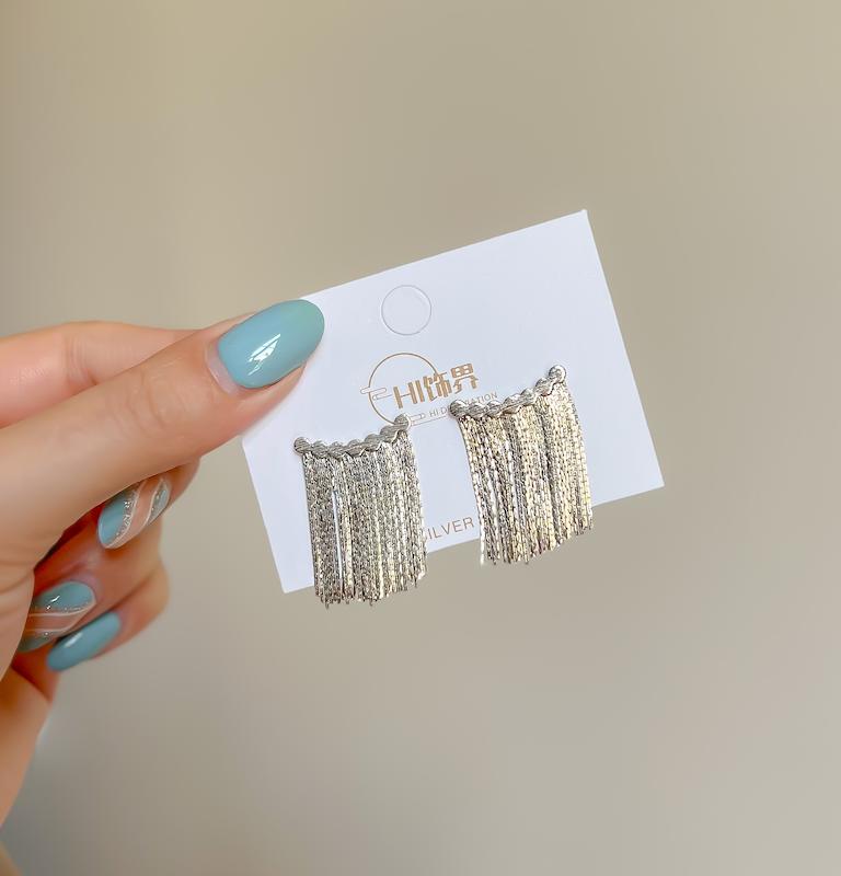 گوشواره ریسه ریز