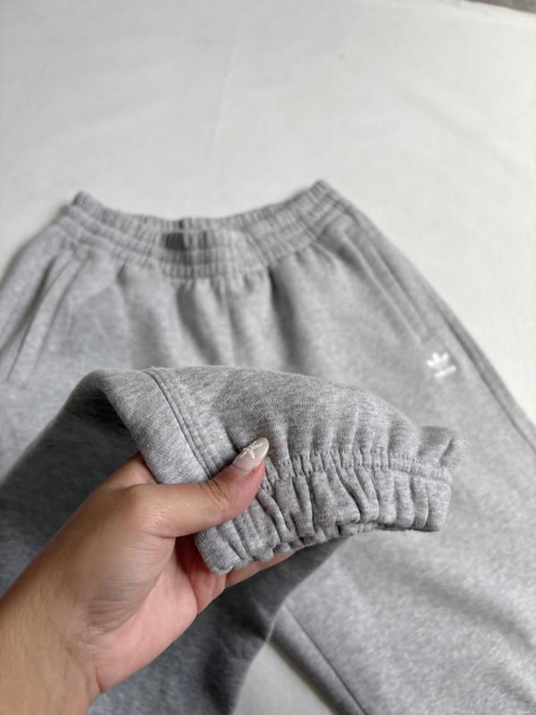 جاگر Adidas