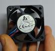 فن صنعتی Delta مدل AFB0512VHD استوک 12V 0.24A سایز 50x50x20mm