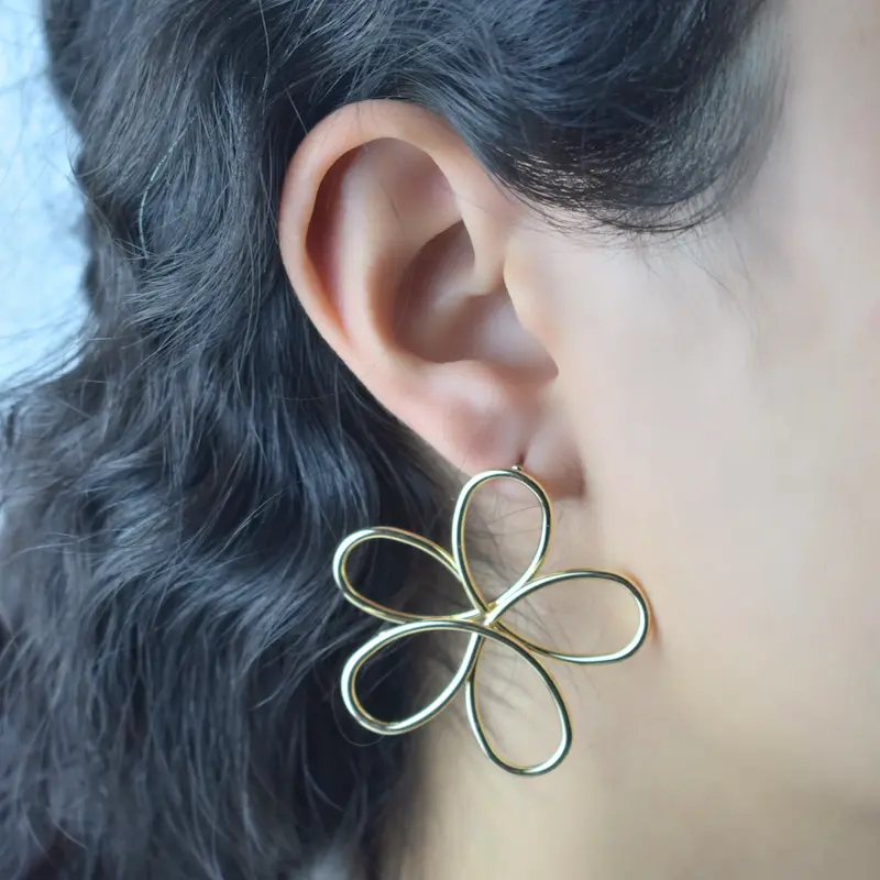 گوشوار استیل طرح گلبرگ کد53