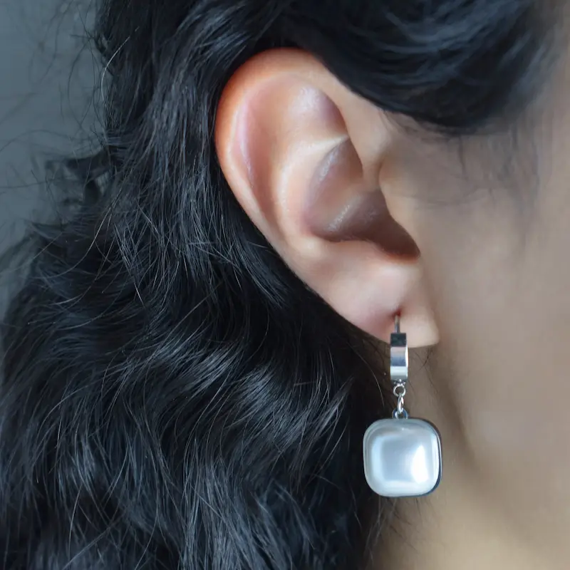 گوشوار مرواریدی طرح مکعب کد37