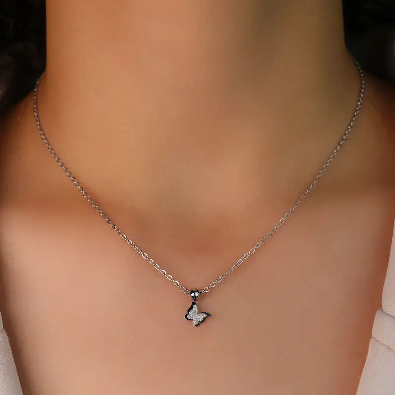 گردنبند استیل طرح پروانه کد211