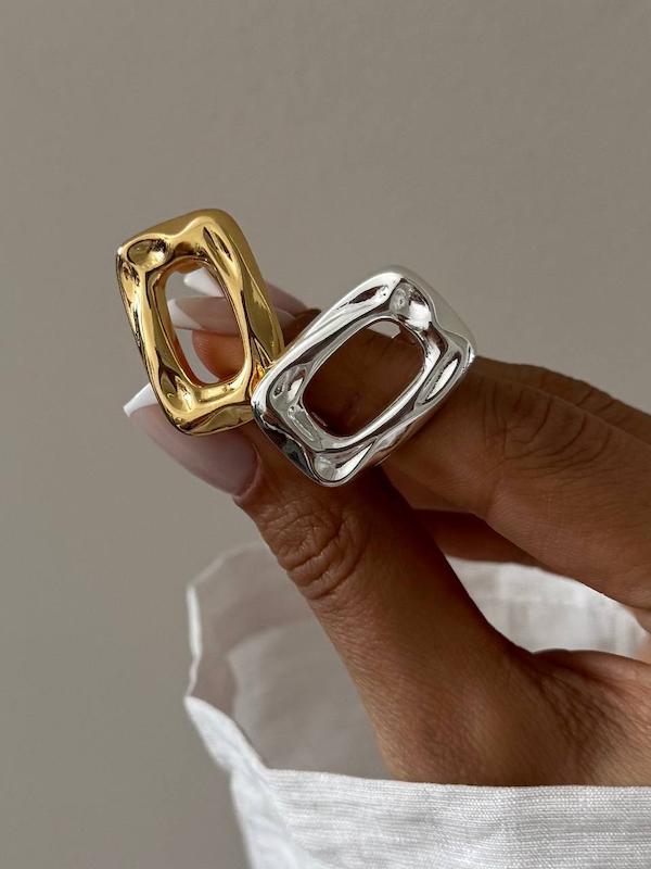 انگشتر مربع