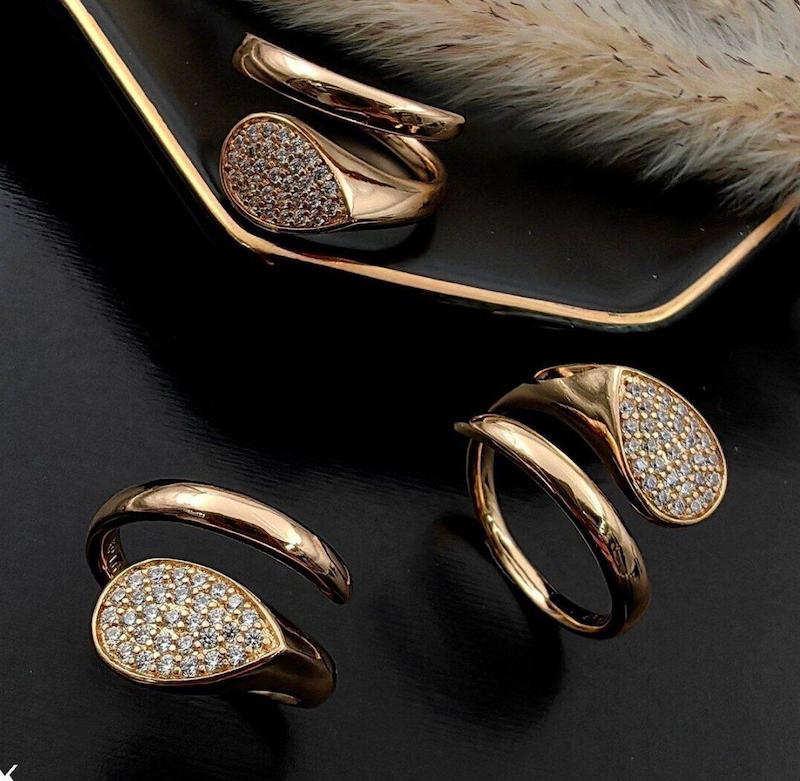 انگشتر اشکی نگین دار