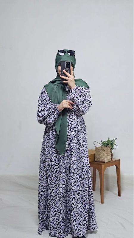 نسیم نگینی مشکی بنفش