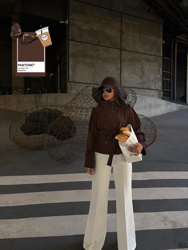 Trench coat 