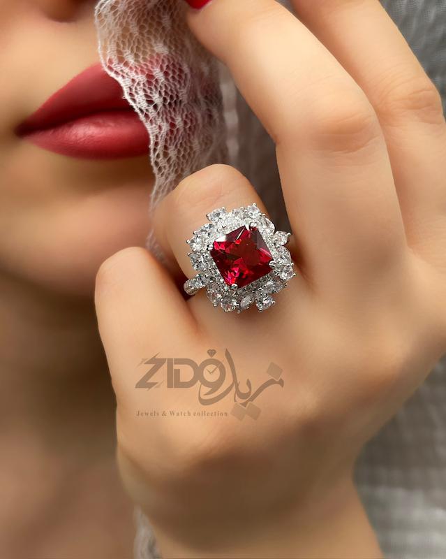 انگشتر‌های جواهری نقره