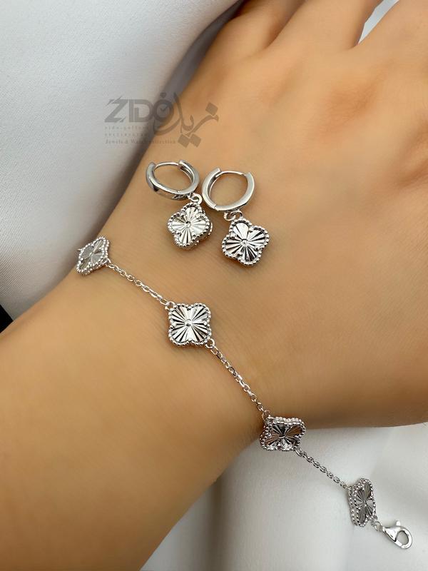 ست دستبند و گوشواره