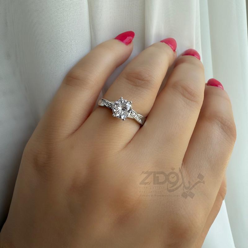 انگشتر نقره زنانه مدل تکتاش