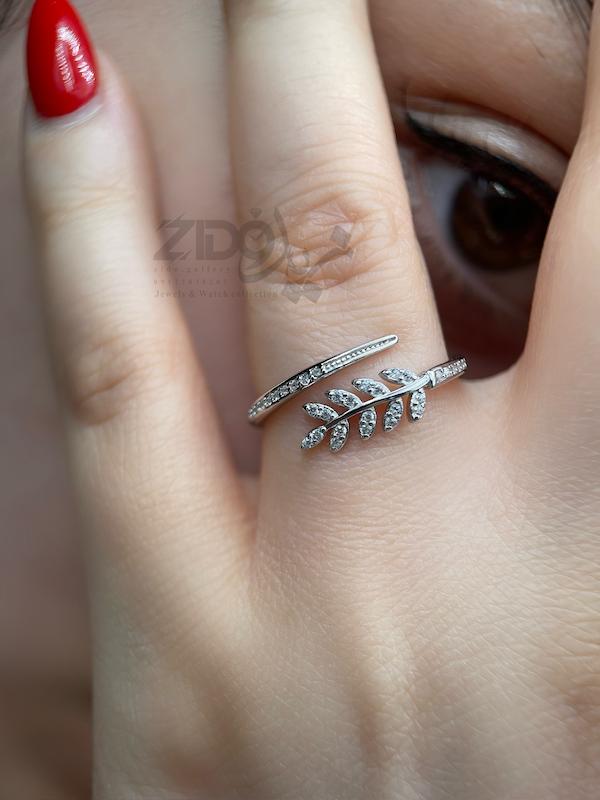 انگشتر نقره زنانه عیار ۹۲۵ مدل سیلا کد R1018