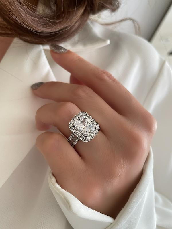 انگشتر جواهری ژوپینگ