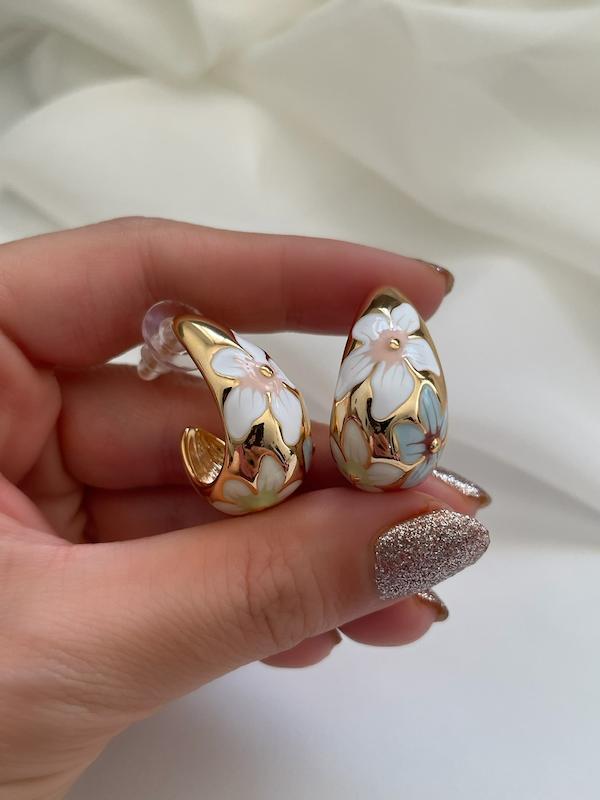 گوشواره گل میناکاریUBL