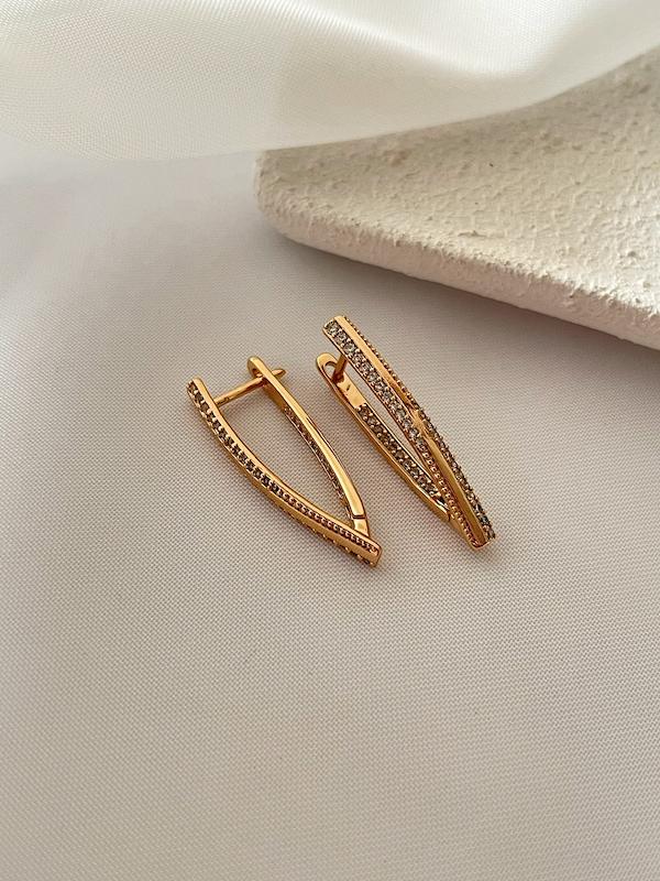 گوشواره مثلث نگیندار ژوپینگ