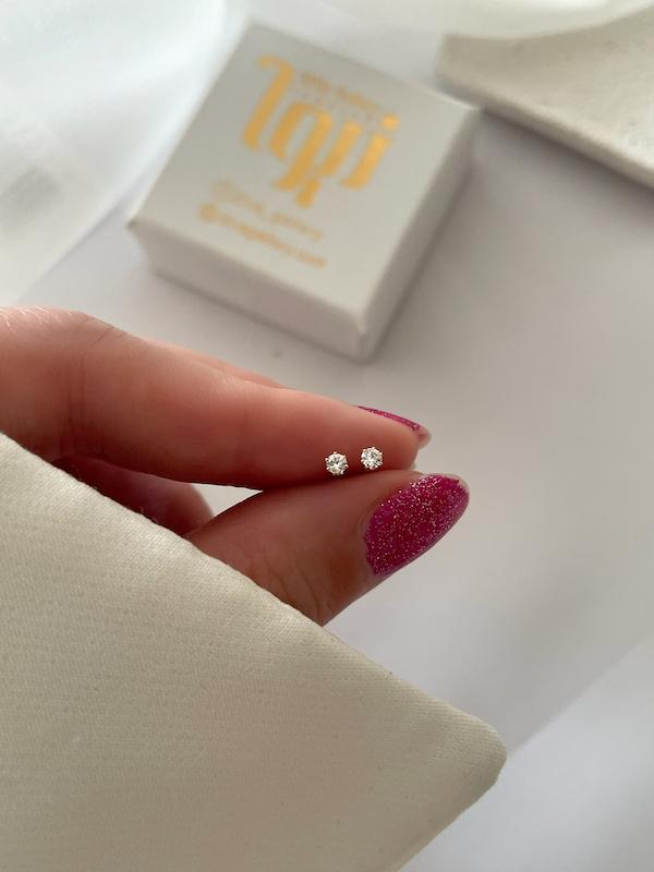 گوشواره میخی تک نگین (سایز صفر) ژوپینگ