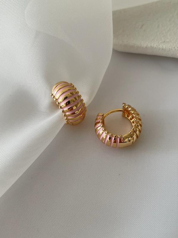 گوشواره میناکاری راه راه صورتی ysx