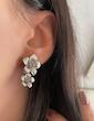 گوشواره میخی فلاور نقره ای ژوپینگ