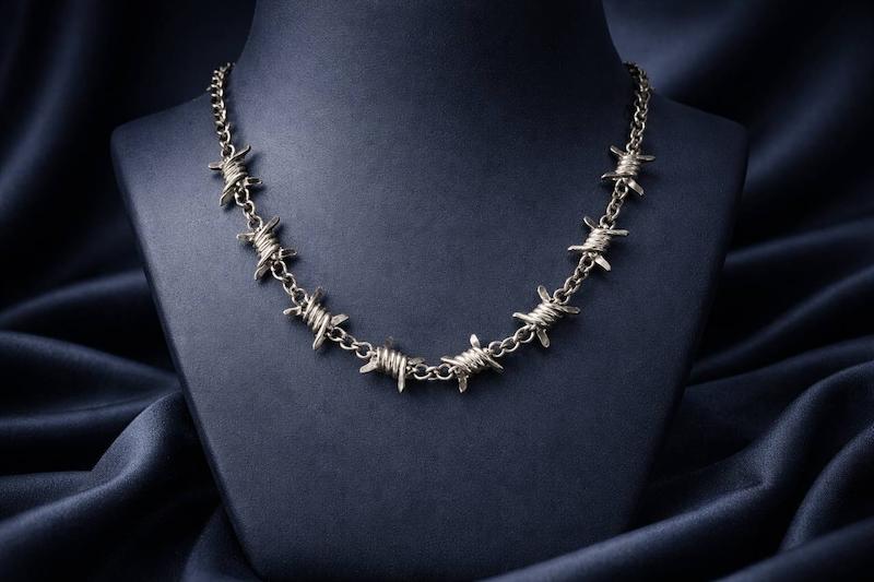 گردنبند سیم خاردار