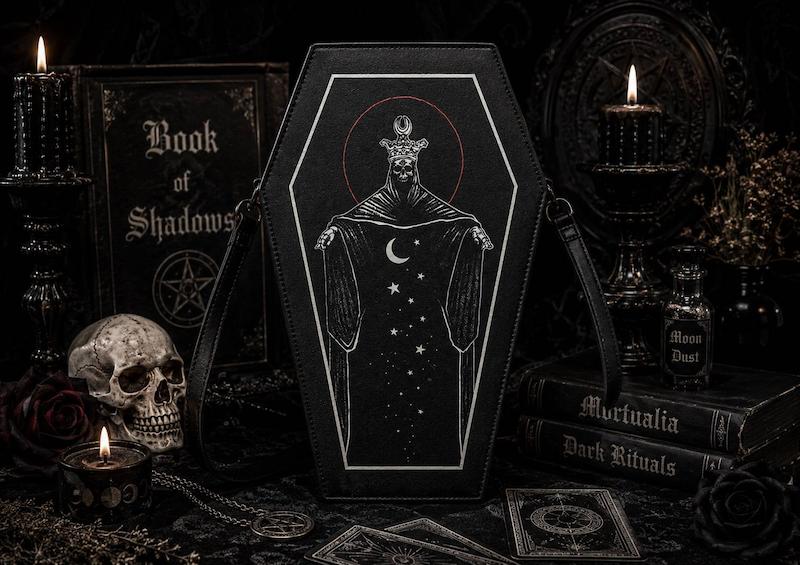 کیف گوتیک تابوتی چرم طرح Dark gothic 