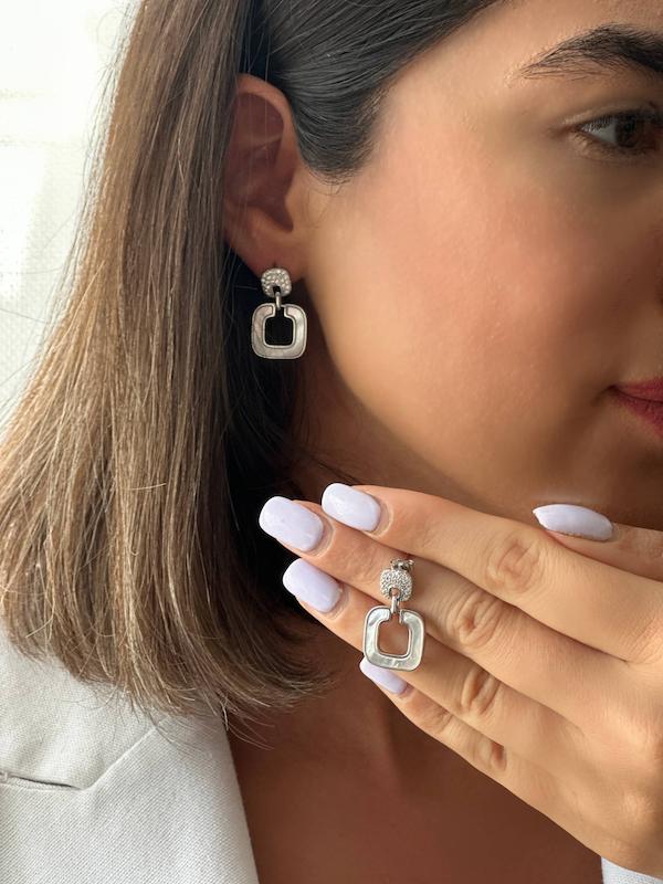 گوشواره نقره زنانه طرح هندسی مدرن