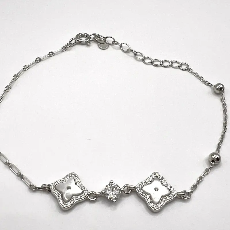 دستبند نقره زنانه طرح ونکلیف نگین‌دار – عیار 925