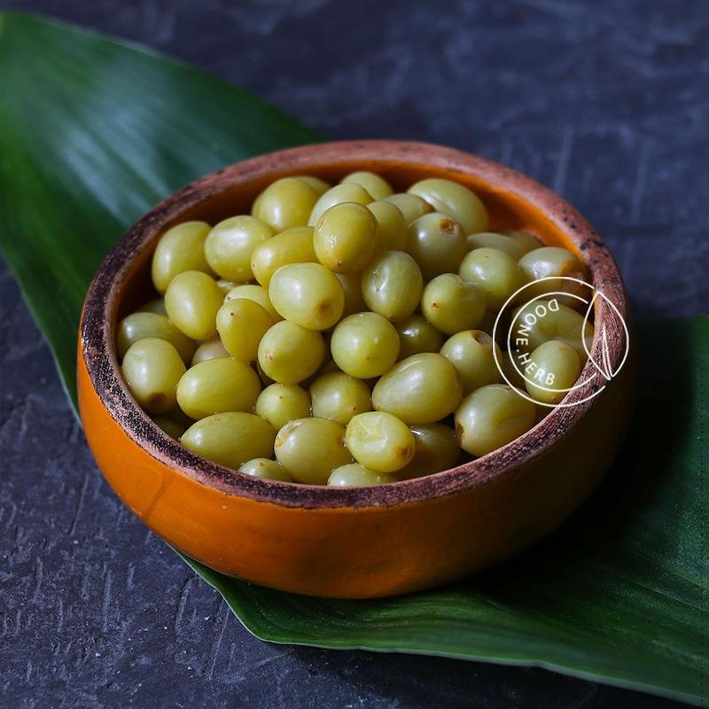 دسر گوجه سبز